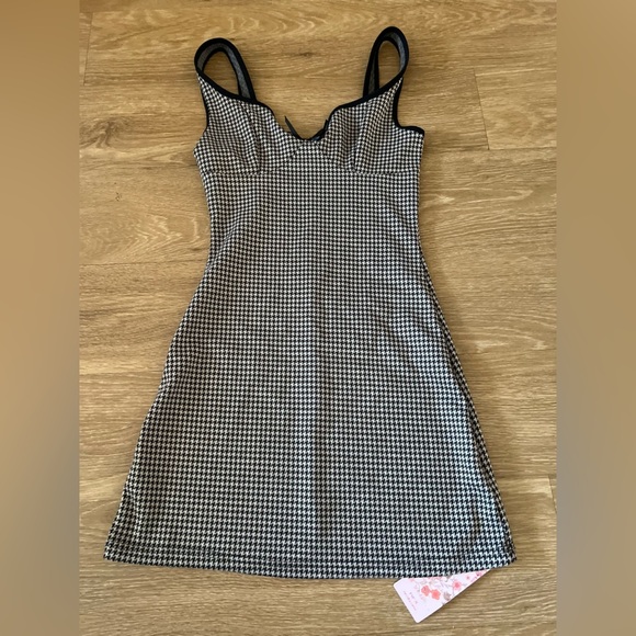 SHEIN Black and White Houndstooth Mini Dress, size S - Picture 2 of 6